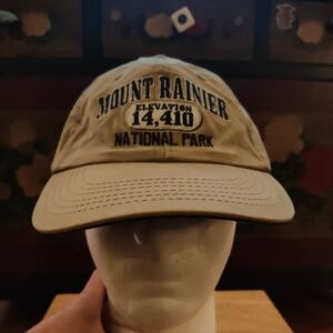 Mount Rainier National Park Souvenir - Hat/Cap - Strapback - Polar Brand -EUC
